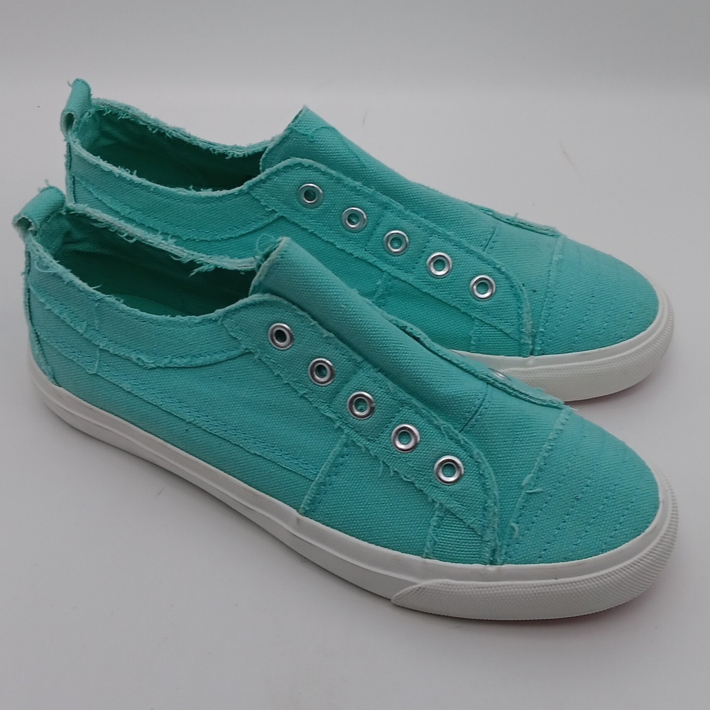 WOMEN'S TEAL CANVAS SNEAKERS